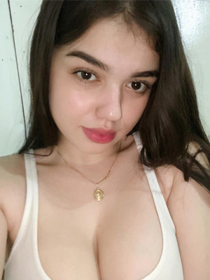 Model Escort Priyanka